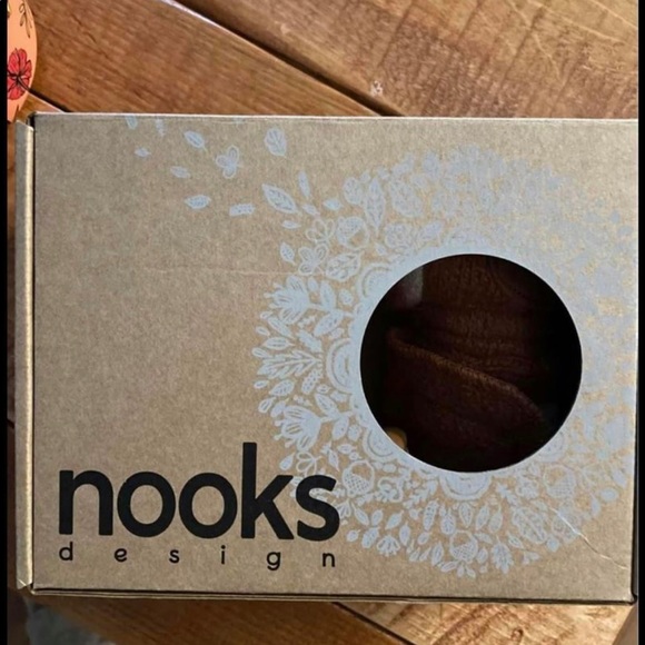 Nooks wool booties - Picture 3 of 3